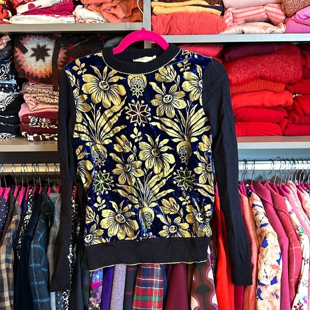 Tory Burch blue crushed velvet with gold flowers long sleeved navy sweater XS​